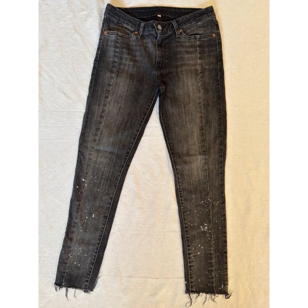 Levi’s 711 Mid Rise Skinny Jeans